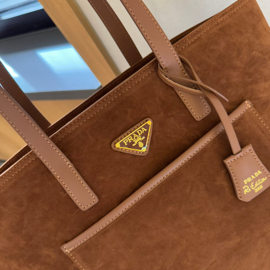 PR Classic Tote Bag XC24100803