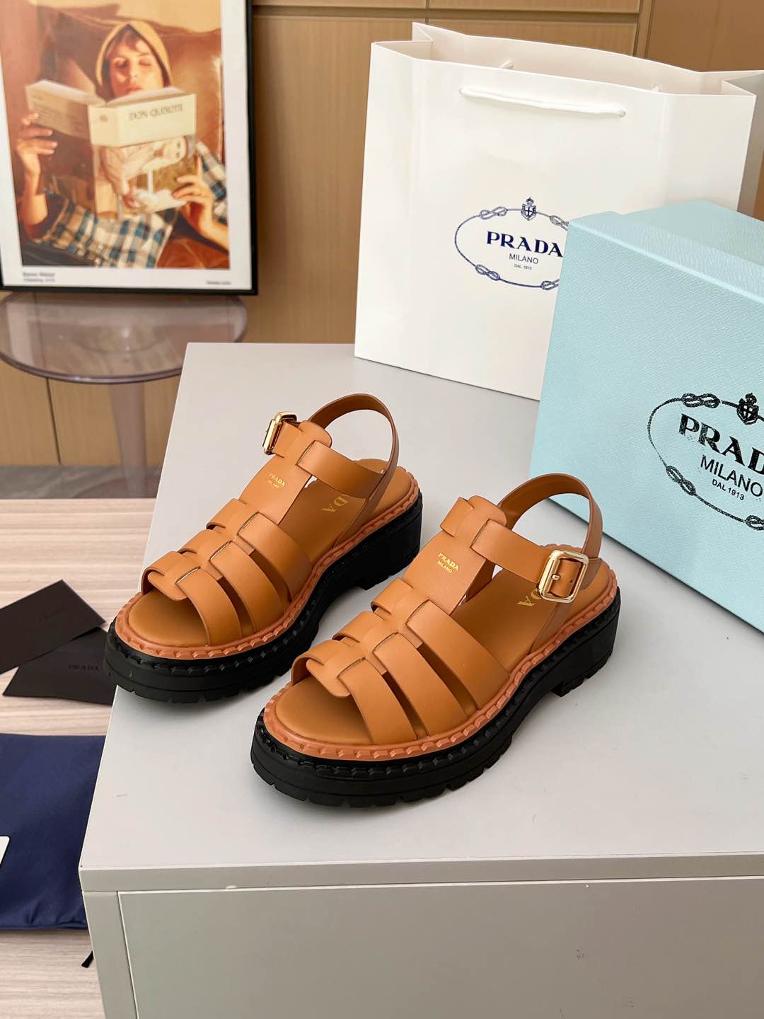 P fashionable new thick-soled sandals 0725061617