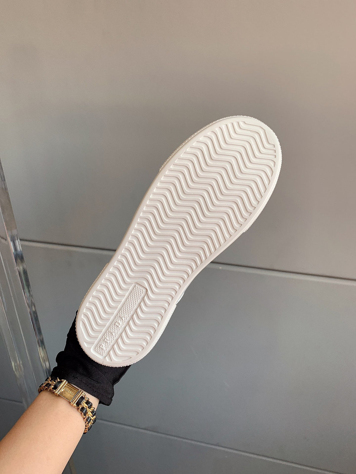 P classic siLer tail couple white shoes 0724111112