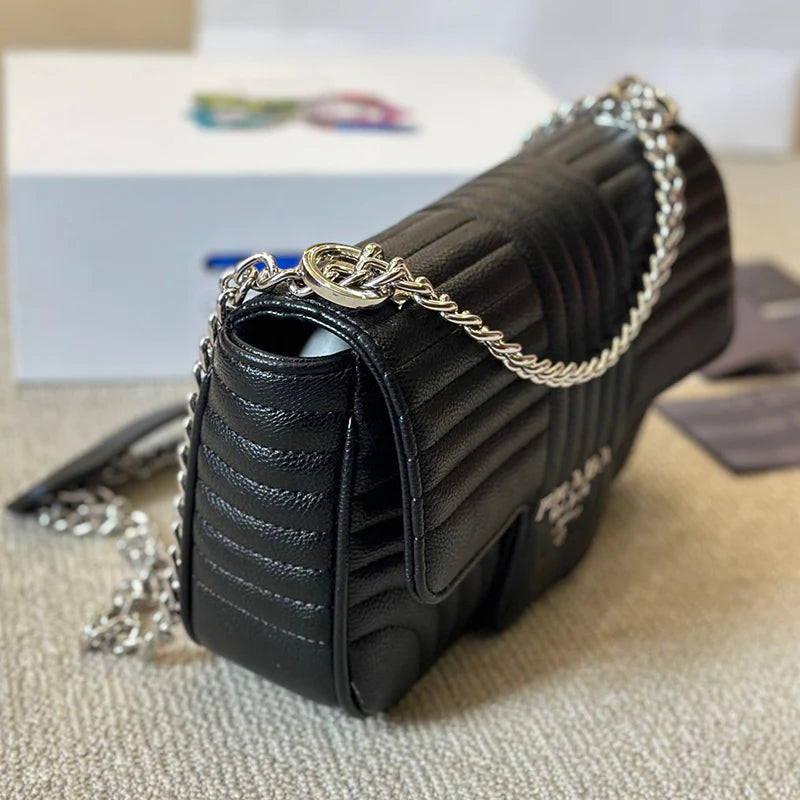New Fashion Classic Versatile Shoulder Bag 1024050811