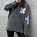 New L Clover Letter Hooded Knitted Sweater 1024102916