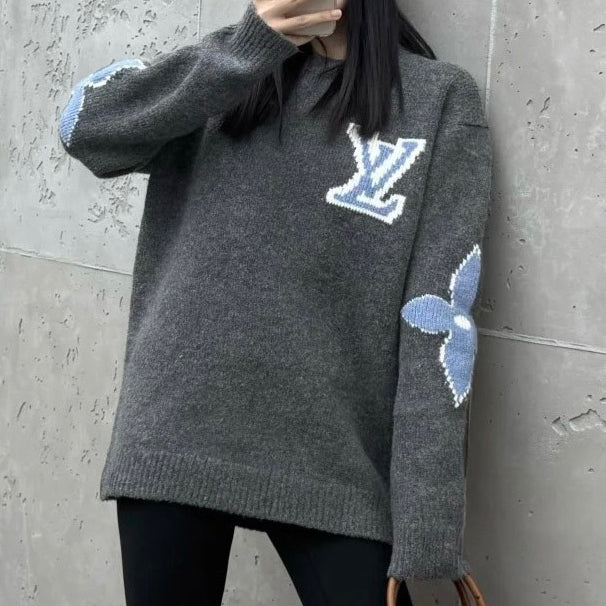 New L Clover Letter Hooded Knitted Sweater 1024102916
