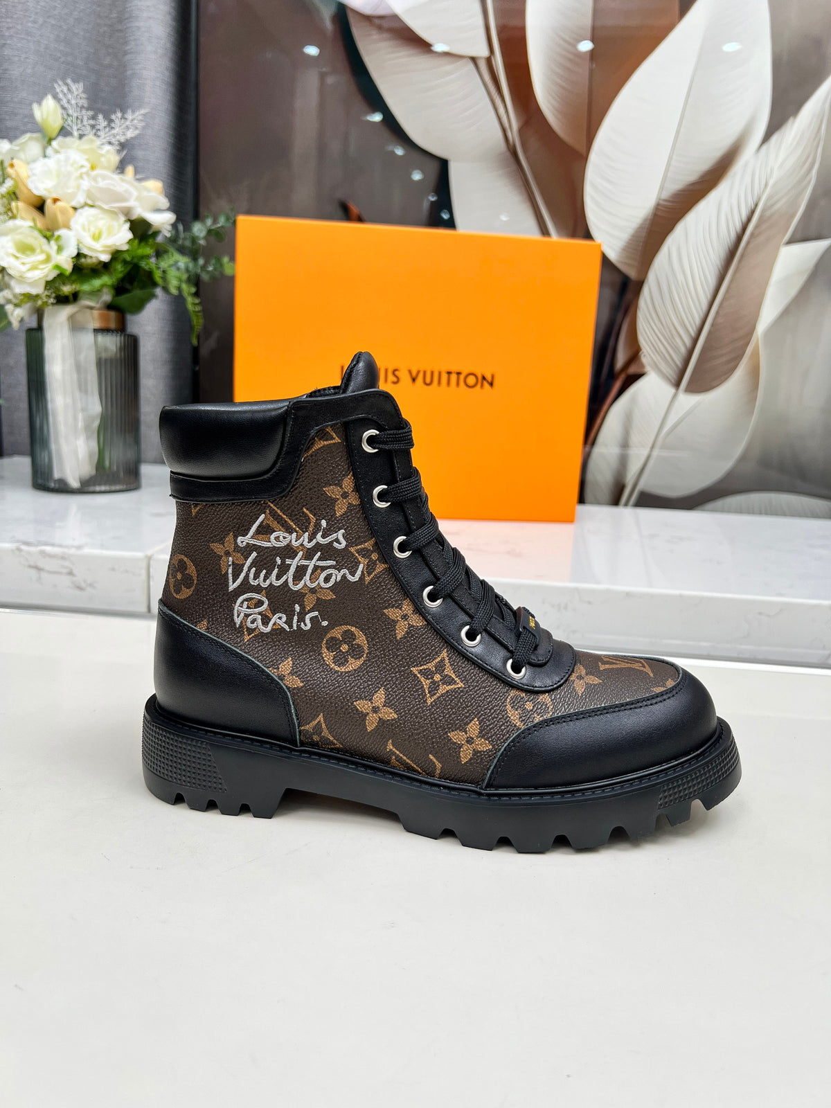 L 25ss Autumn and Winter New Printed Women's boots 0725082101