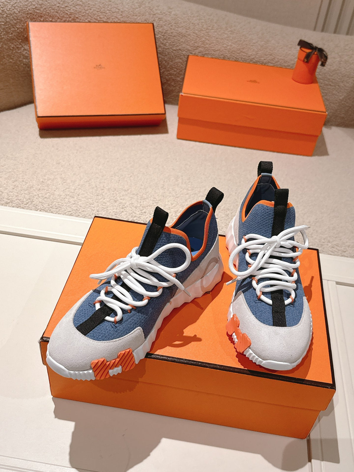 H Classic Couple Style Fly Knit Casual Sneakers 0726060802