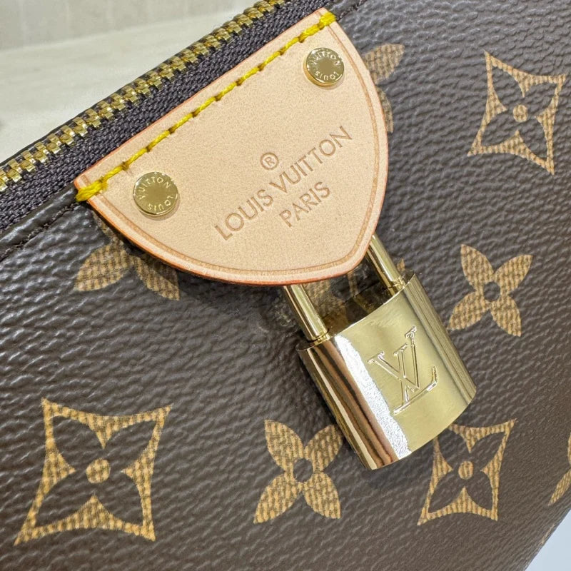 L 26ss Women's Shoulder Bag CWT1326090113