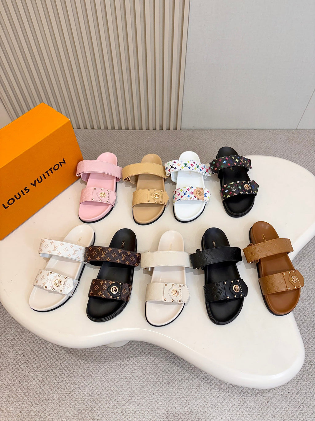 V New Arrival Slippers for Spring & Summer 0726062503