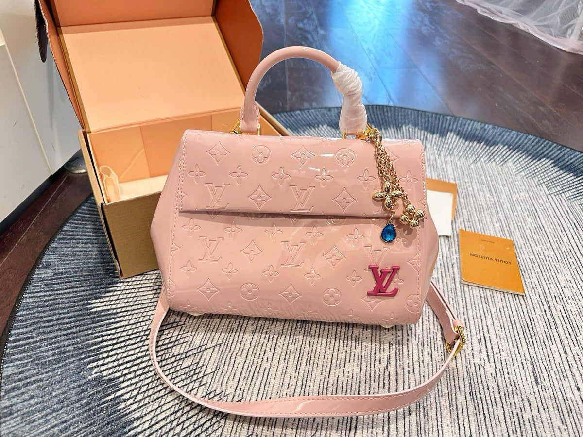 L 26ss  Women's Hand Bag CWT1326080708