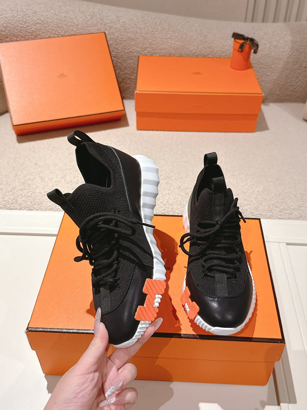 H Classic Couple Style Fly Knit Casual Sneakers 0726060802