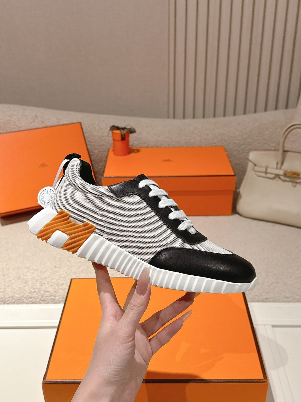 H Classic Couple Casual Sneakers 0726060805