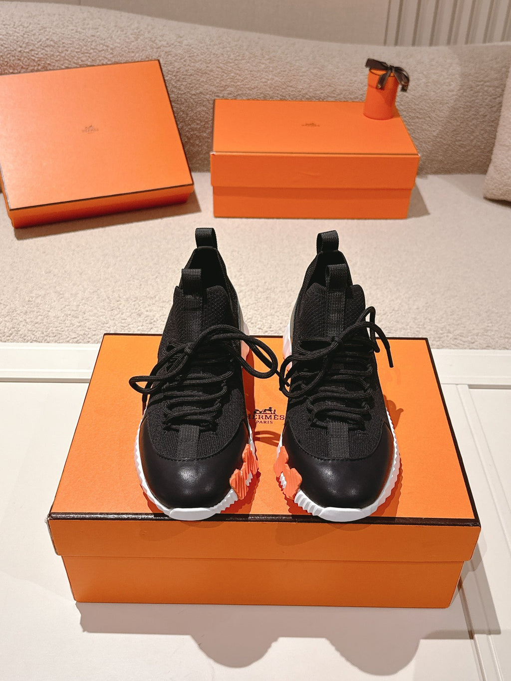 H Classic Couple Style Fly Knit Casual Sneakers 0726060802
