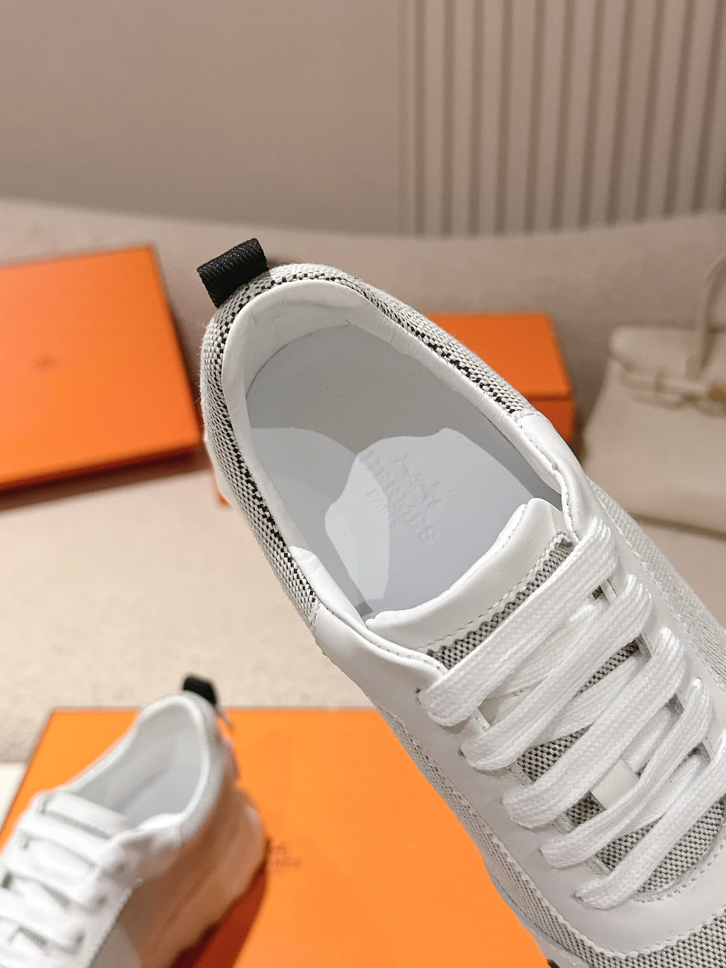 H Classic Couple Casual Sneakers 0726060805