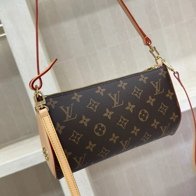 L 26ss Women's Shoulder Bag CWT1326090113