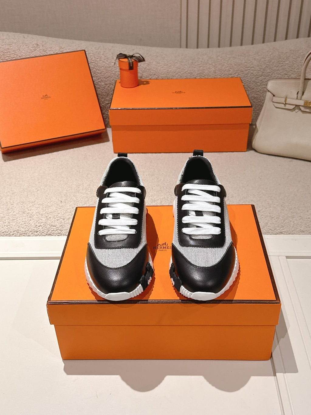 H Classic Couple Casual Sneakers 0726060805