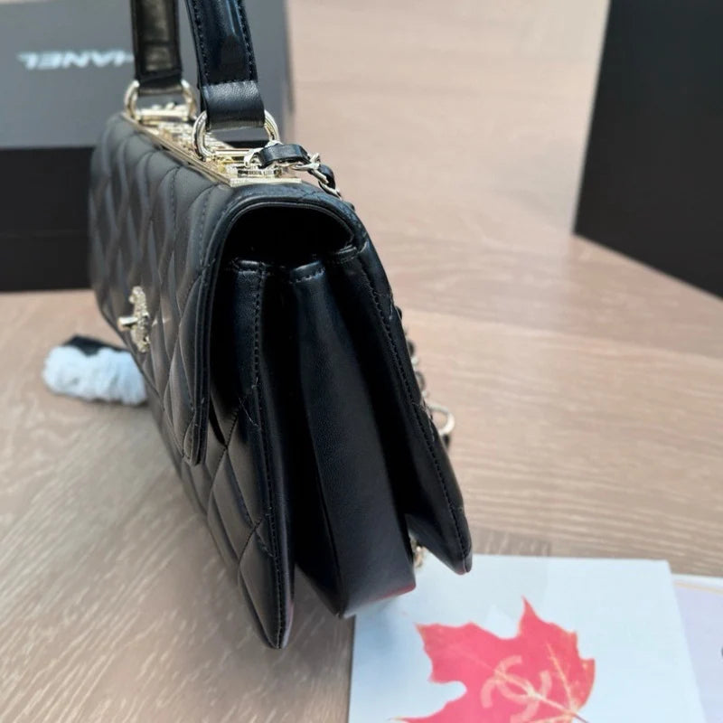 L 26ss Women's Shoulder Bag CWT1326090226