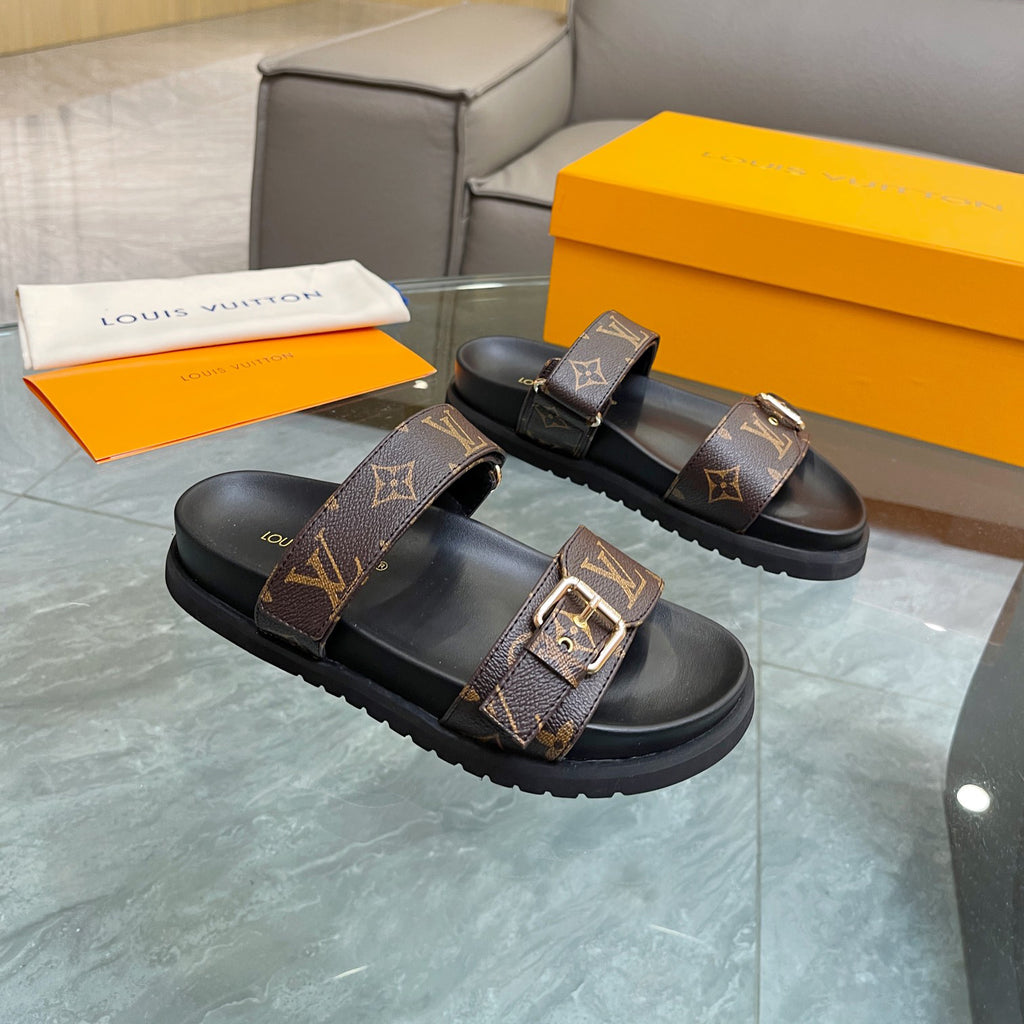 New V Logo Printed Sandals Fashion Casual Beach Flip Flops 02052501