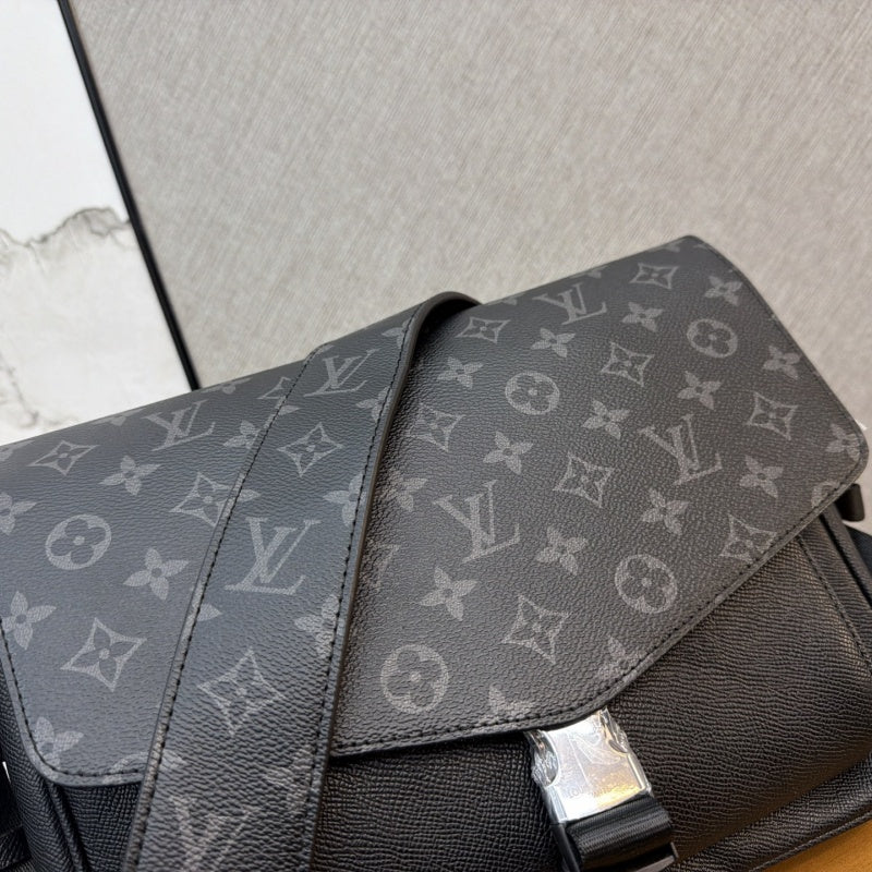 New Fashion Men's Crossbody Bag CWT1326092307