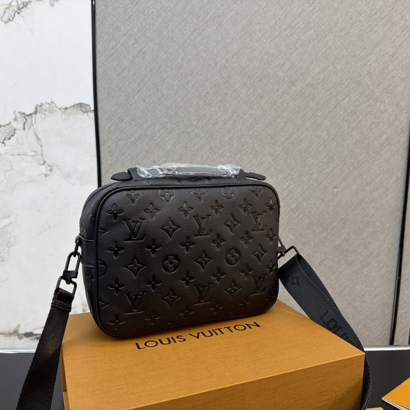 New Fashion Men's Crossbody Bag CWT1326092308