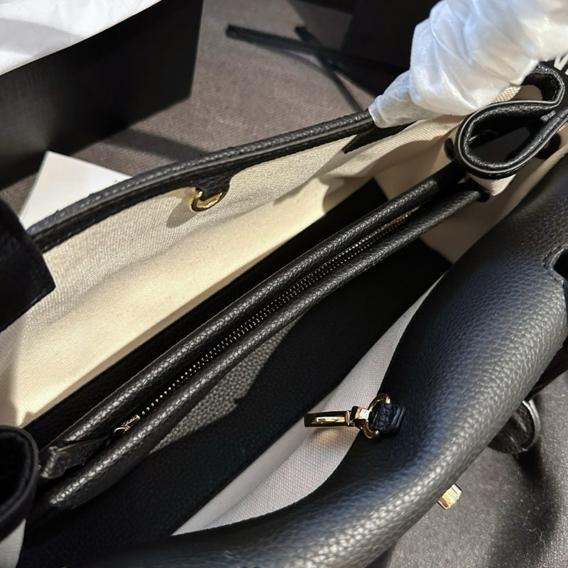 New Fashion Women's CC Shoulder Bag XC1326092316
