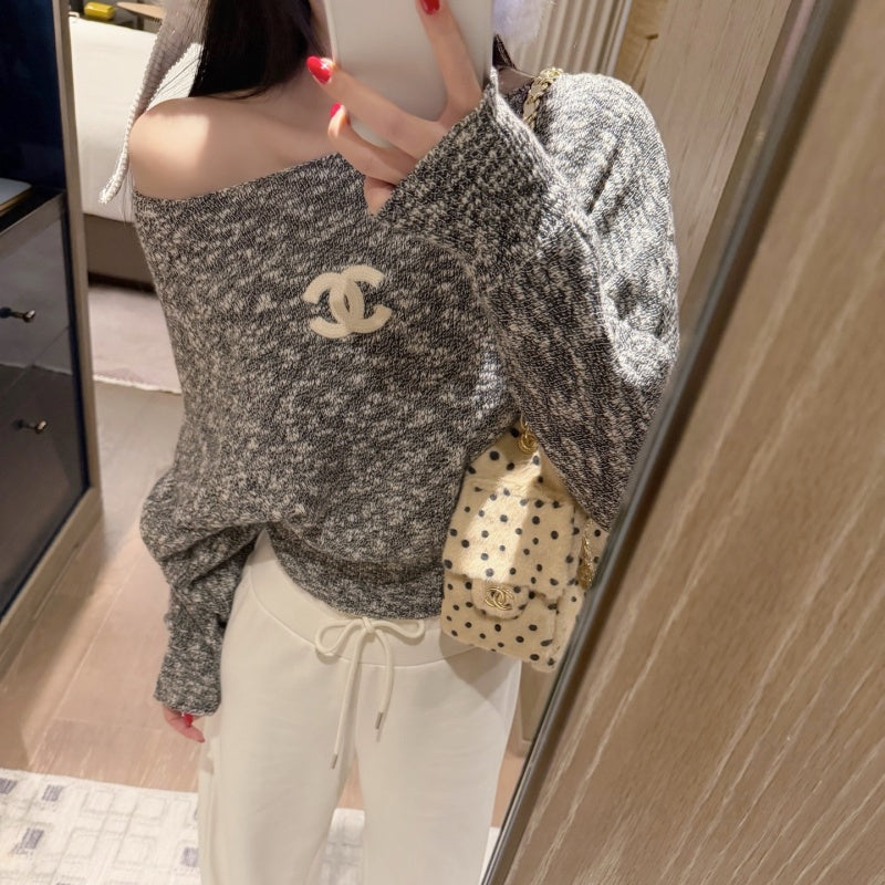 New Fashion Women's CC Off Shoulder Knit Long Sleeve Top CQQ1326092404