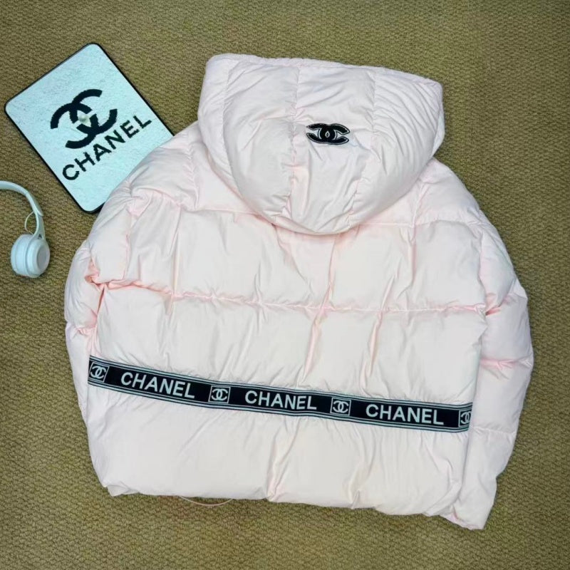 New Fashion Women's CC Hooded Feather Filled Puffer Jacket CQQ1326092410