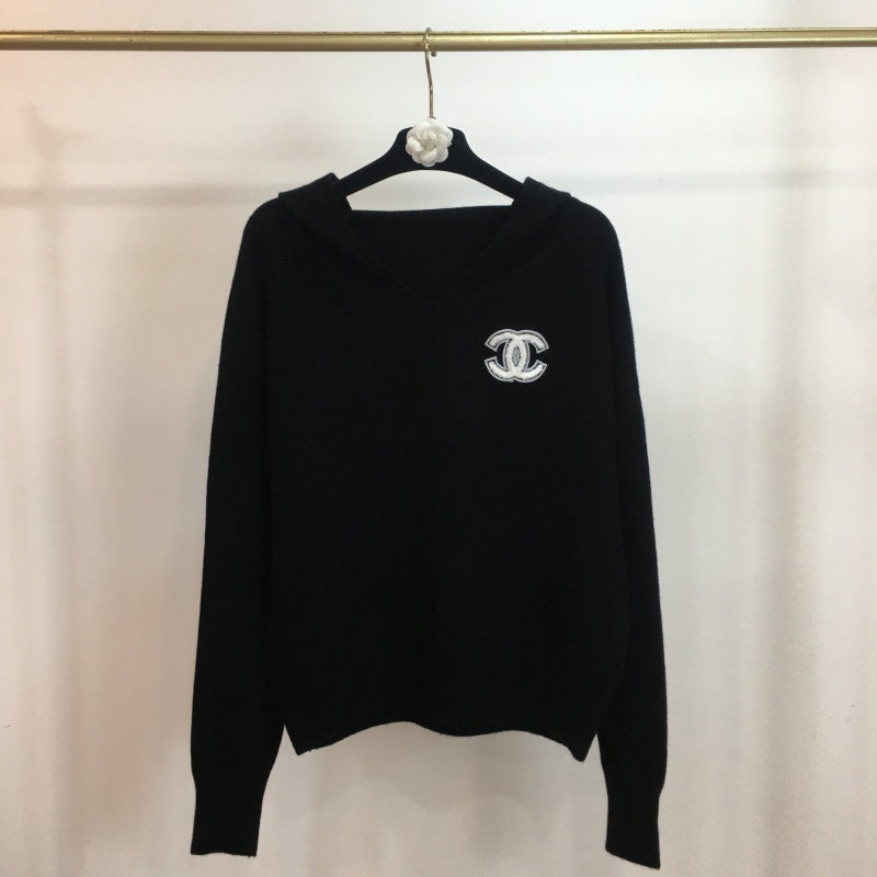 New Fashion Women's CC Hooded Knit Top  DM132609231