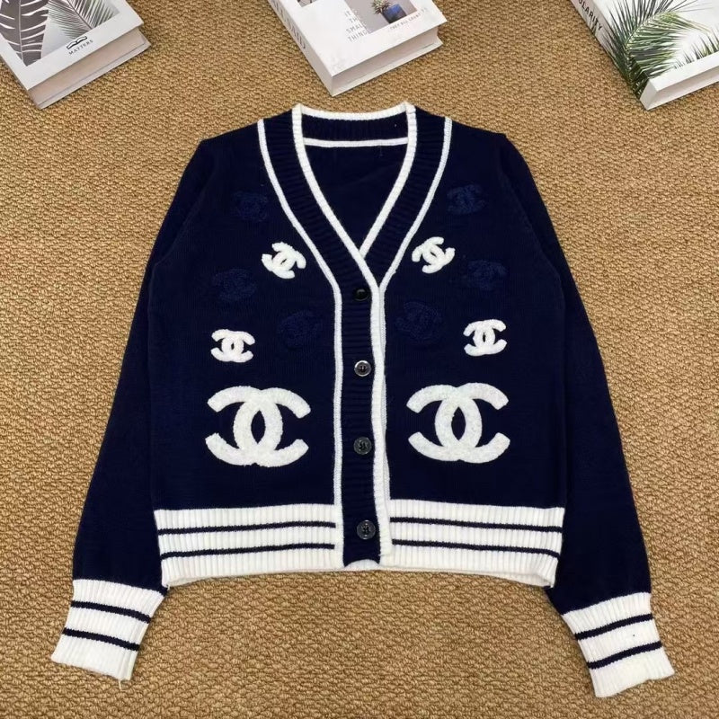 New Fashion Women's V Neck Color Block Knit Cardigan  DM132609232