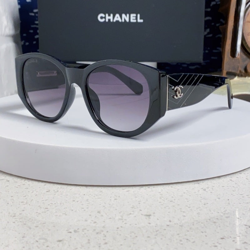 Women's Luxury Round Frame Sunglasses LD1326092819