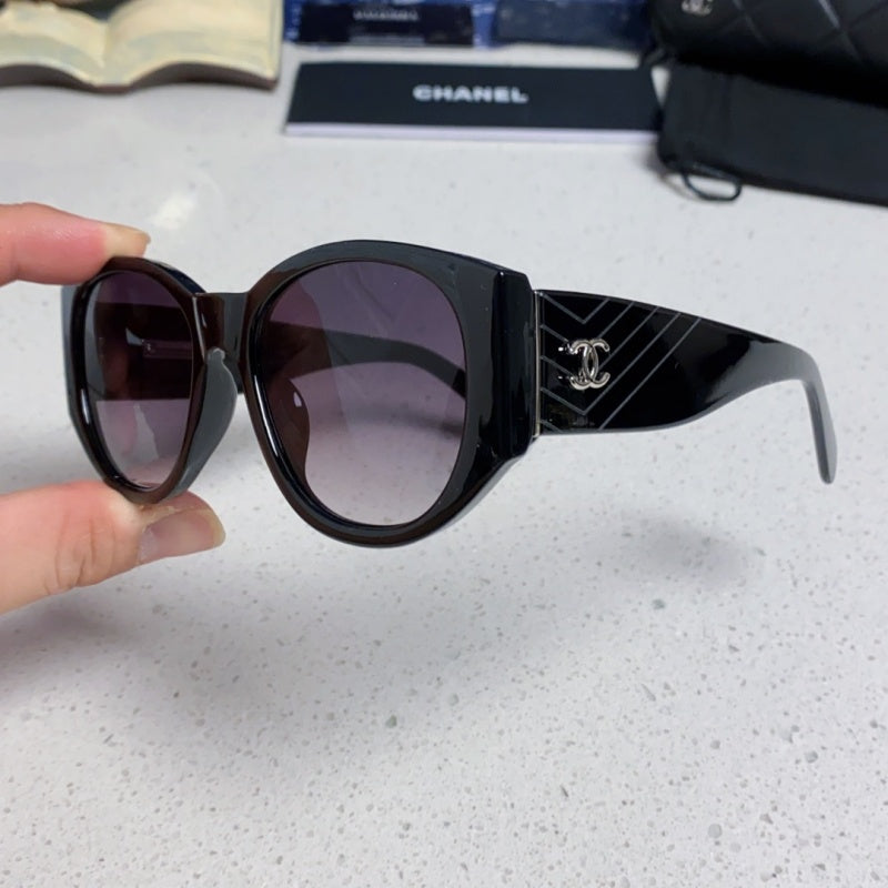 Women's Luxury Round Frame Sunglasses LD1326092819