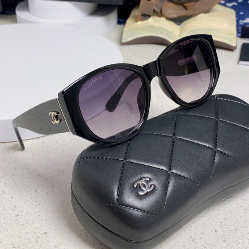 Women's Luxury Round Frame Sunglasses LD1326092819