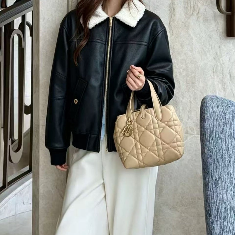 New Fashion Women's CC Leather Jacket DM1326092830