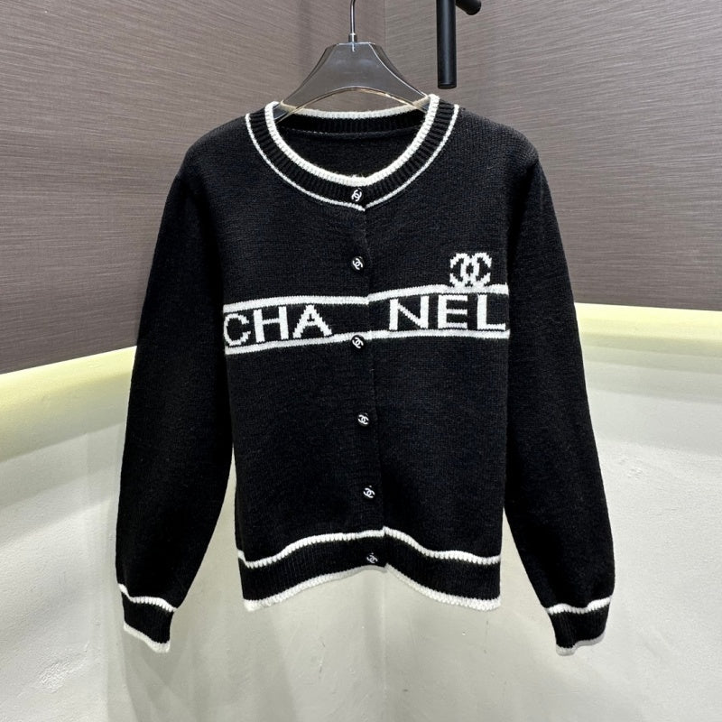 New Fashion Women's CC Contrast Striped Knit Cardigan DM1326092833