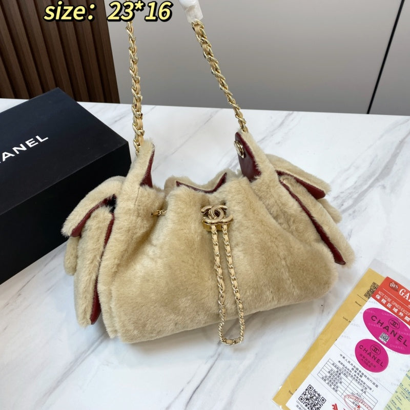 New Fashion Women CC Furry Chain Crossbody Bag XC1326092921
