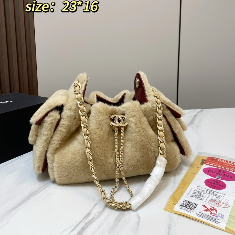 New Fashion Women CC Furry Chain Crossbody Bag XC1326092921