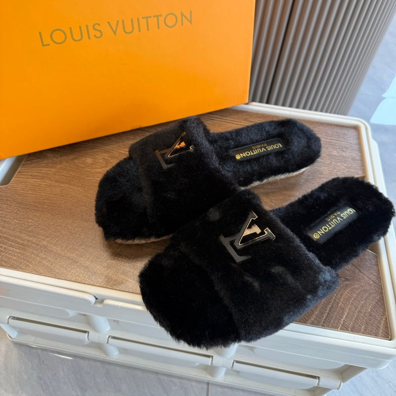 ew Fashion Women's Furry Slide Sandals NK1326093009