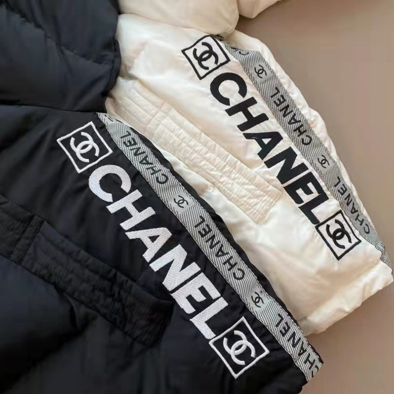 New Fashion Women's CCHooded Short Puffer Down Jacket DM1326100816